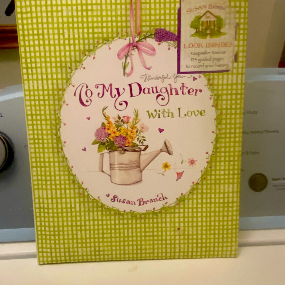 Mother journal to give to her daughter